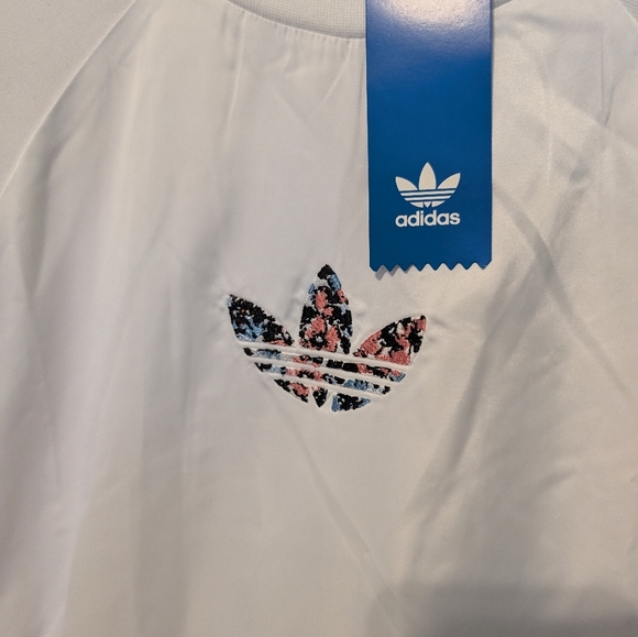 New Adidas Womens Dress White Short Sleeve Originals T Shirt Drawstring NWT - Picture 3 of 6